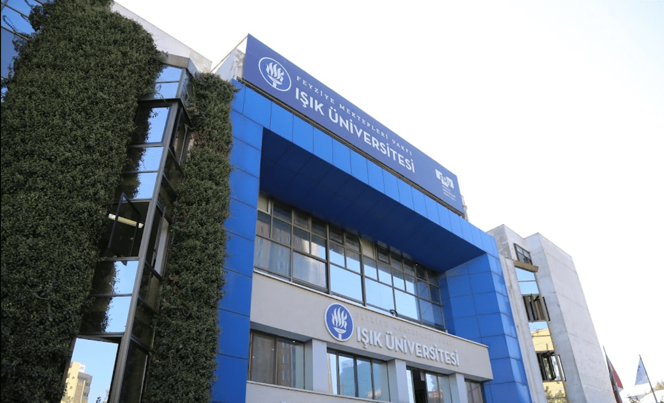 جامعة ايشك