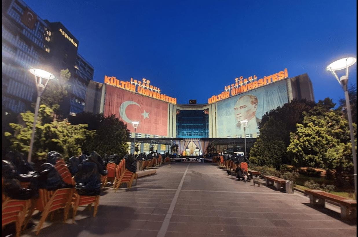 جامعة. اسطنبول كولتور