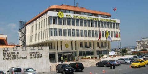 جامعه اسطنبول التجاريه
