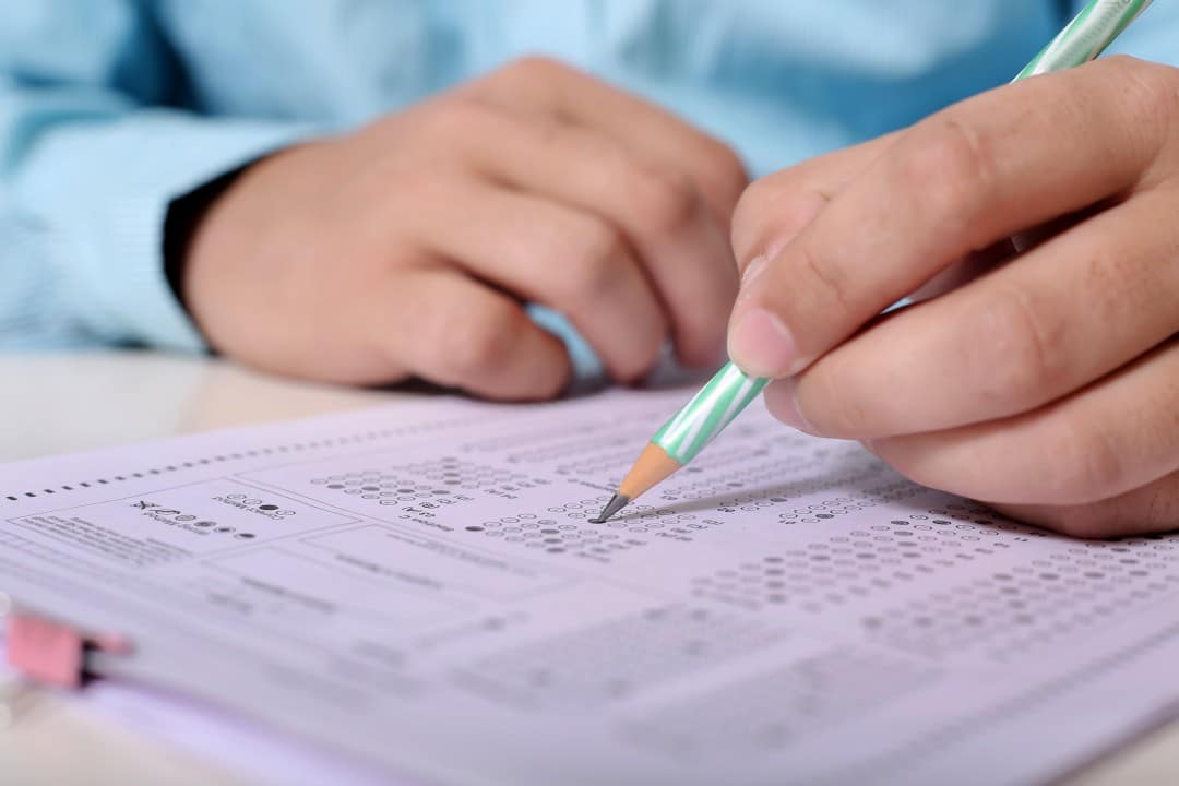 ما هي أهم اختبارات اللغة المقبولة في تركيا للدراسة؟