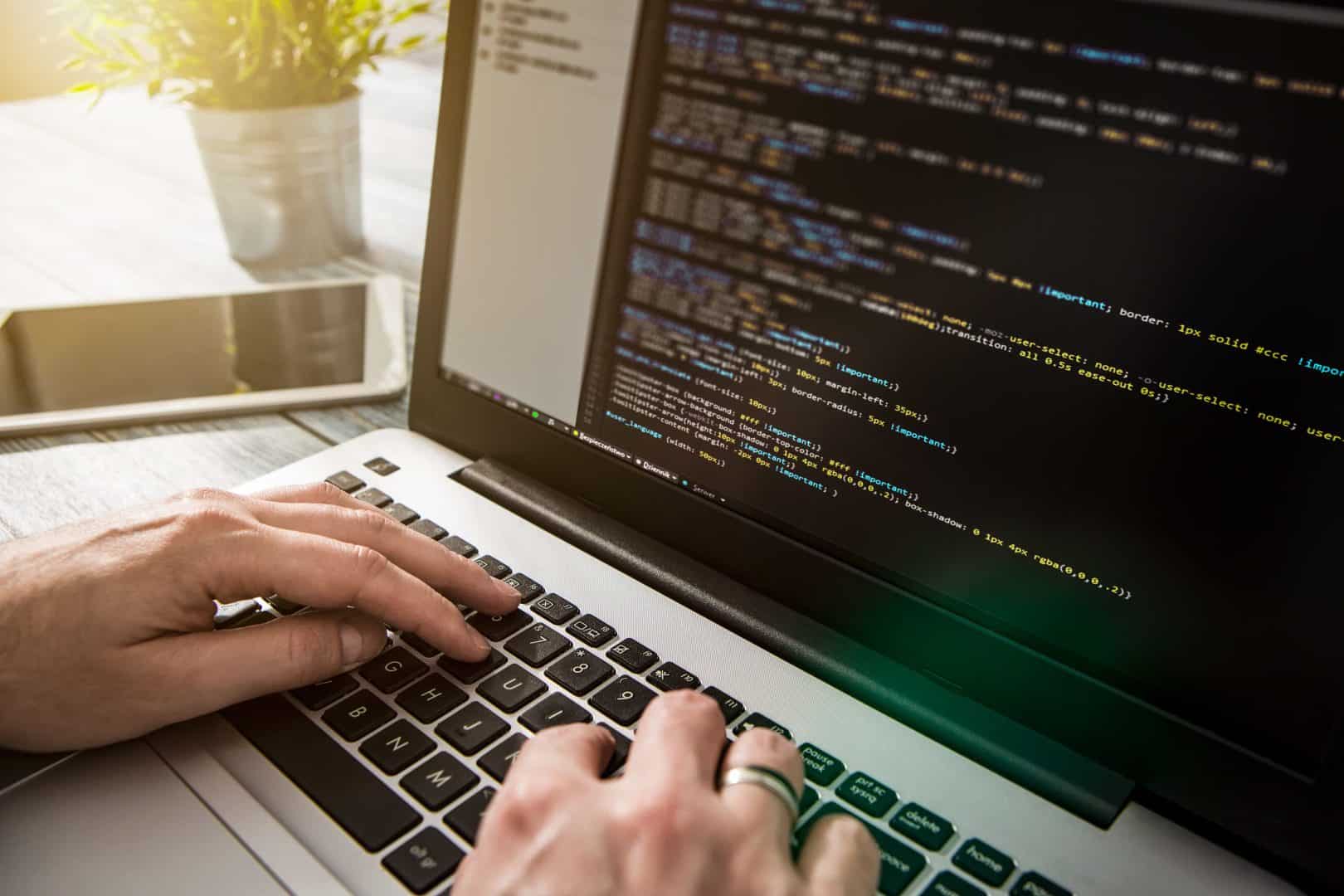 كيف تبدأ دراسة البرمجة في تركيا بخمس خطوات؟