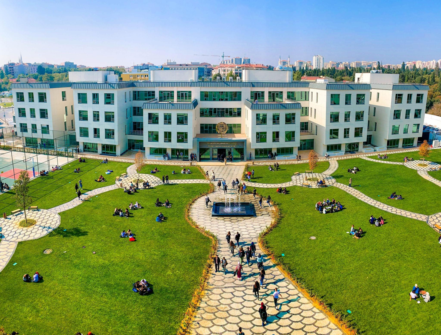 جامعة البيروني في تركيا
