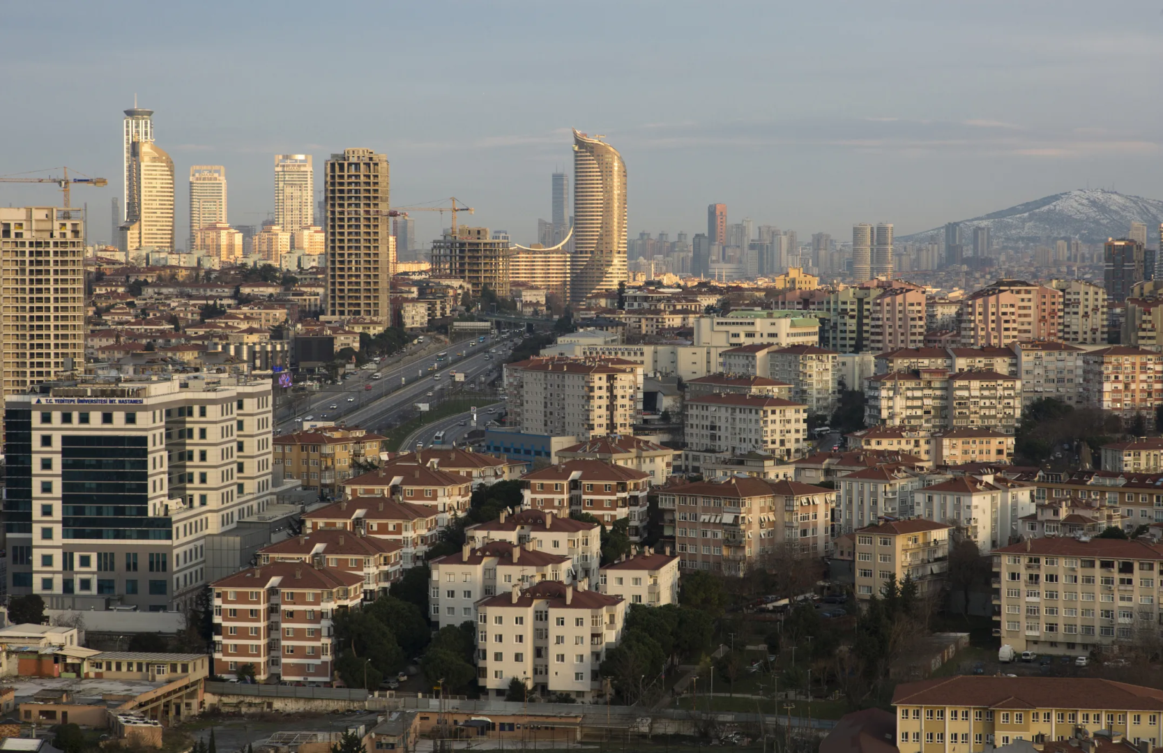 جامعة البيروني في تركيا